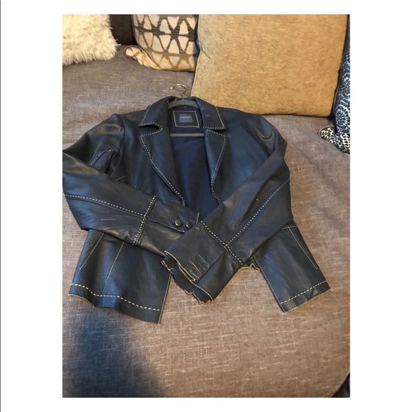 Soft leather is a must have - Picture 3 of 5